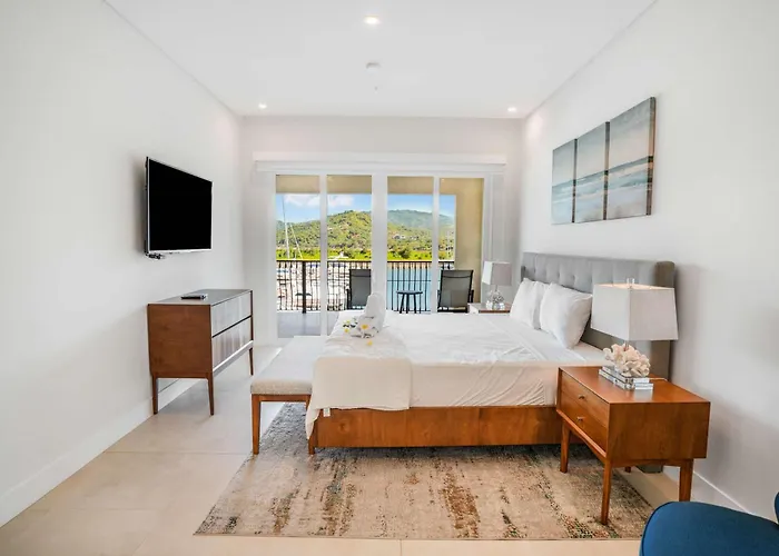Villa Marina-view Luxury With Dual Master *