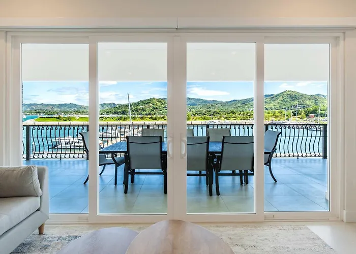 Villa Marina-view Luxury With Dual Master *