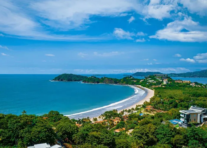 Marina-view Luxury With Dual Master *